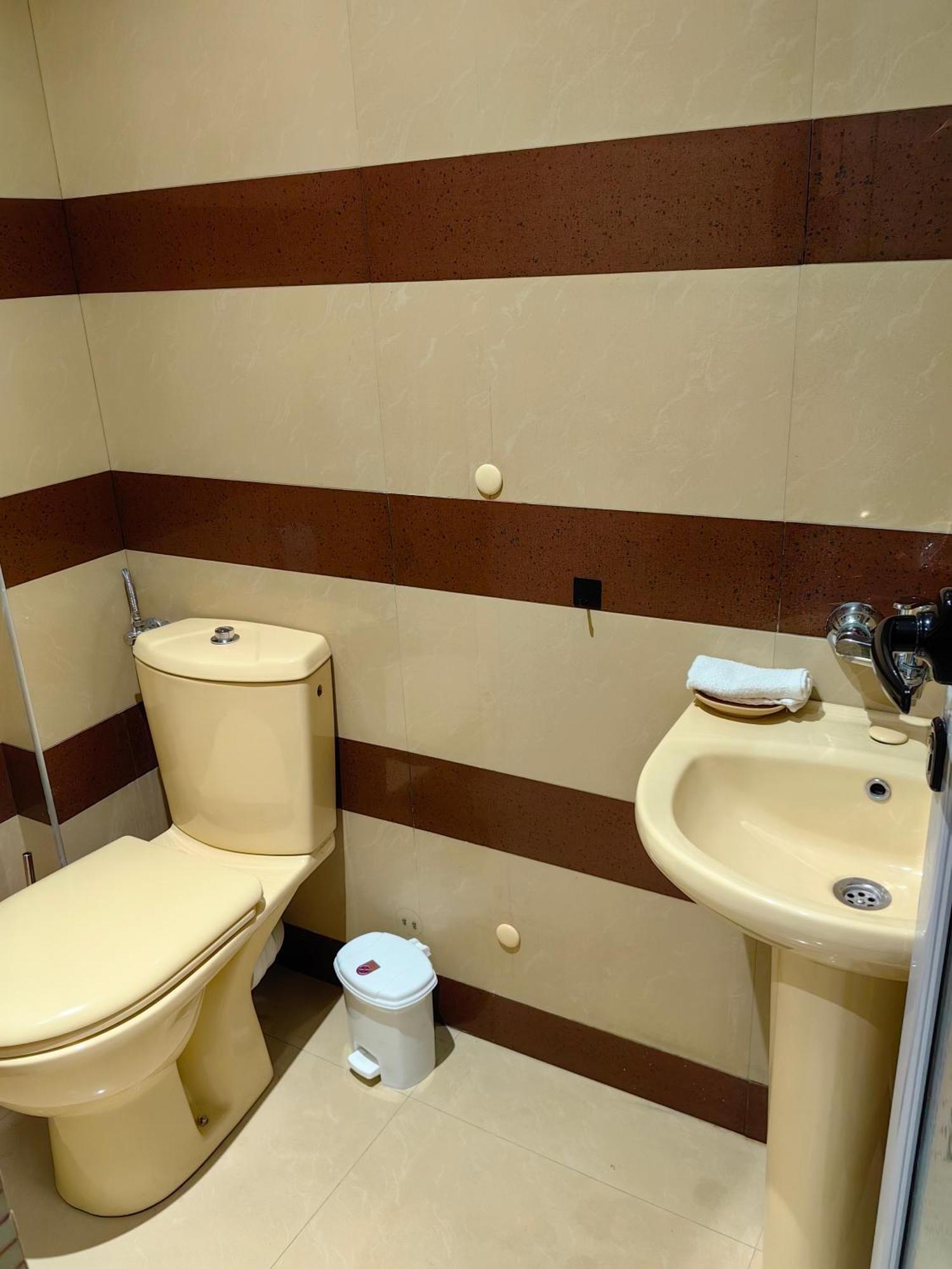 2 Bedrooms Apartment. Plovdiv Esterno foto