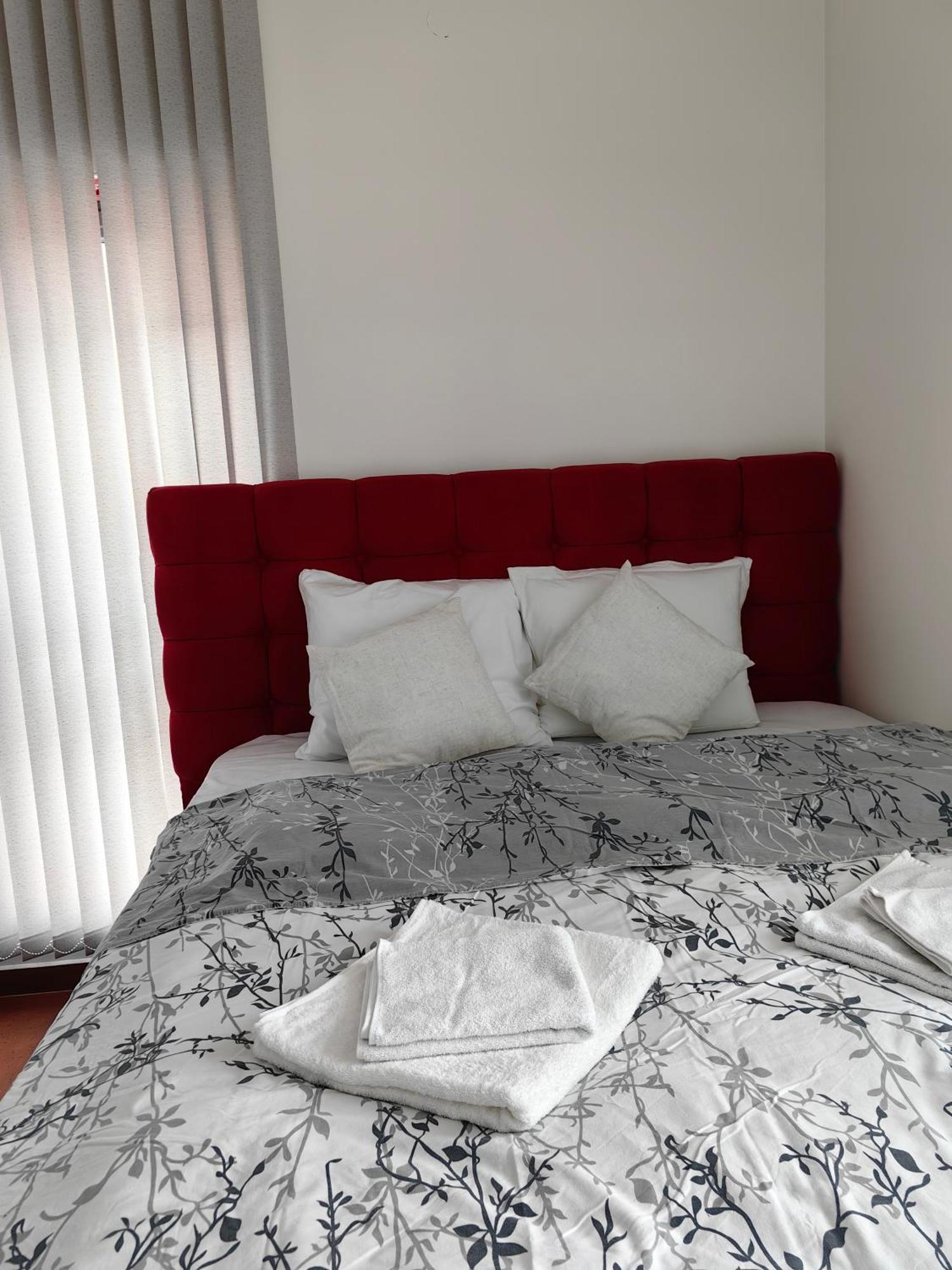 2 Bedrooms Apartment. Plovdiv Esterno foto
